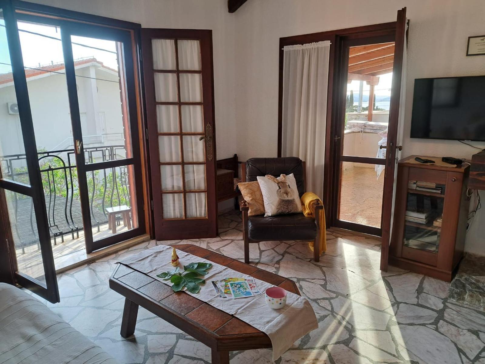 Villa Apartments Oliva Seget Vranjica Exterior foto